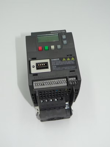 อินเวอร์เตอร์ 6SL3210-5BE22-2UV0 2.2 กิโลวัตต์ 380-480 โวลต์ 3 เฟส ไม่มีฟิลเตอร์ EMC RS485 USS Modbus RTU IP20 - Product Image 1