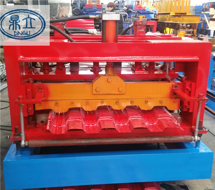 panneau de mur vitré formant la machine