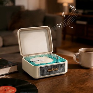 เครื่องเล่นซีดีออลอินวัน HY-1900CD รุ่นใหม่สไตล์วินเทจ คุณภาพระดับออดิโอไฟล์ สำหรับเล่นเพลงจากแผ่นซีดีและอัลบั้มเพลง พร้อมจอแสดงผล ระบบเสียงพกพา - Product Image 2