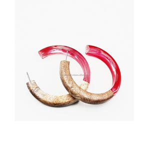 New Arrival Colorful Lovers Hoop <b>Earring</b> Set <b>Resin</b> and Wooden Fashion Earpieces Classic Style for Women and Party/Wedding Wear - Product Image 2