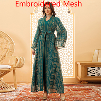 Ensemble deux pièces chic et élégant en maille brodée or, robes kaftans à col en V et manches évasées, abayas modestes pour femmes musulmanes, vente en gros