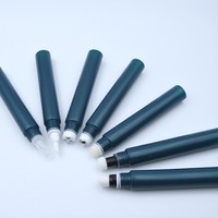Tube de baume à lèvres rechargeable OEM 5-12 ml, tube cosmétique souple en PE, étanche, finition brillante, emballage pour huile à lèvres, soin de la peau
