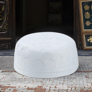 Gorro islámico de alta calidad para hombre, gorro de oración Kufi de algodón premium, tofi Taqiyah Taqi, diseñado para adaptarse a todas las edades y razas - Product Image 1