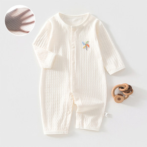 Combinaison pour bébé en coton pur à manches longues, fine et respirante, vêtements unisexes pour nouveau-nés, à porter en été avec climatisation, avec étiquette - Product Image 1