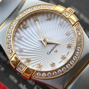 High End Luxury <b>Watch</b> Quartz Movement Sapphire Mirror Integrated Chain Strap Dual Tone Stainless Steel <b>Case</b> For Omegaes - Product Image 6