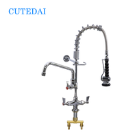 Nouvel arrivage : Robinet de pré-évier en laiton avec douchette extractible et finition chromée pour équipement de cuisine d'hôtel et de restaurant
