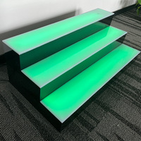 Conception personnalisée de contremarches d'escalier en acrylique illuminées, présentoir à 3 niveaux pour bouteilles de bière et de vin, présentoir pour discothèque, liqueur et whisky
