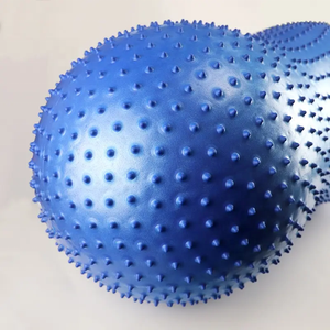 Bola de cacahuete de PVC de estilo exclusivo USMILEPET, rollo de equilibrio de fisio con punto de masaje para terapia de ejercicio y entrenamiento de perros - Product Image 3