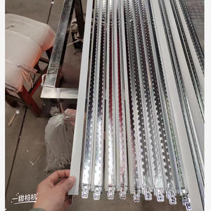 Plaques <span class=keywords><strong>de</strong></span> <span class=keywords><strong>plafond</strong></span> suspendu en PVC et gypse 2x2, accessoires <span class=keywords><strong>de</strong></span> décoration, grille en T, angle - Product Image 4