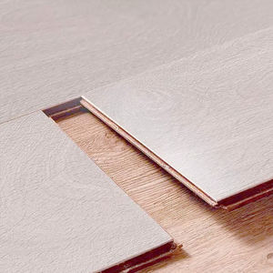 ระบบการคลิกที่แข็งแกร่งความหนาสูงและแรงภายในที่แข็งแกร่งซึ่งทำให้ความแข็งแรงของการคลิกสูงกว่าพื้นลามิเนตอื่นๆ - Product Image 5