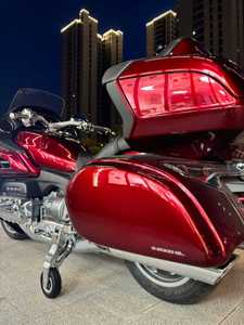 Nouveau LandinGear – Support de stationnement auxiliaire en acier inoxydable noir/chrome pour moto R18 K1600 - Product Image 3