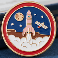 Insigne en métal Mission spatiale Fabricant OEM Broche émaillée de lancement de fusée personnalisée