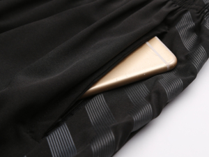 Pantalones cortos de gimnasio de verano personalizados para hombre, hechos a mano con tela refrescante para sesiones de fitness, pantalones cortos para hombre - Product Image 3