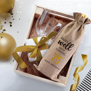Sacchetto Regalo Personalizzato in Lino con Coulisse per Bottiglia <span class=keywords><strong>di</strong></span> Vino, per 75° <span class=keywords><strong>Compleanno</strong></span>, Ecologico, Vendita all'Ingrosso - Product Image 1