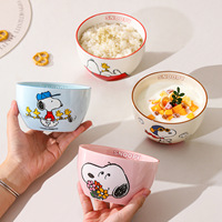 Ensemble de bols à riz en céramique Snoopys, vaisselle mignonne de dessin animé, 4 pièces, boîte cadeau, bols à soupe et yaourt à bords hauts, bols en porcelaine pour la maison, cadeau