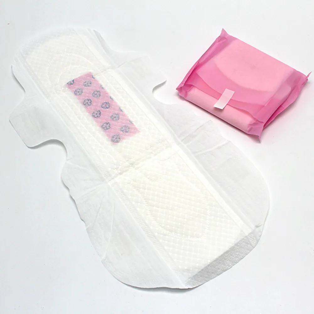 Longueur maximale nouveauté maille sèche personnalisation respirant dames serviettes hygiéniques de haute qualité pour les femmes en gros coussin quotidien