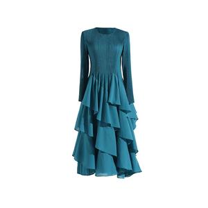 فساتين نسائية أنيقة للخريف بطول متوسط مع تصميم مطوي وكشكشة وزخرفة مجعدة وأكمام طويلة وتصميم متدرج بنمط صلب منسوج - Product Image 5