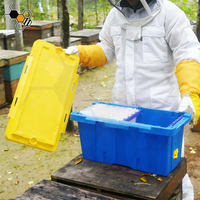 Mini 580x285x285mm Belüftete Pro Bienen-Transportbox aus Kunststoff mit Verschlussdeckel und Schiebe-Eingangstür