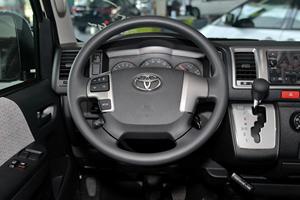 HiAce Usada 2020, Techo Alto, 9 Asientos, Volante a la Izquierda, Minibús de Pasajeros Hiace - Product Image 2