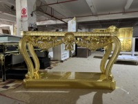 Table d'entrée de luxe de style européen Console sculptée en bois massif d'inspiration française avec miroir et accent de feuille d'or pour Villa Mansion