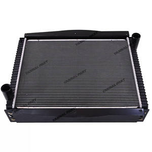 Radiateur IZUMI 10996531 pour tracteur <span class=keywords><strong>Claas</strong></span> <span class=keywords><strong>Arion</strong></span> 620 630 510 620C 630C 640 510 520 <span class=keywords><strong>530</strong></span> 540 - Product Image 1