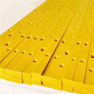 Chaîne de convoyeur sur mesure de qualité professionnelle, bande de support en UHMWPE verte, rail de guidage en plastique à rainures pour équipement de convoyage - Product Image 2