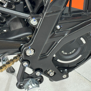 Moto électrique tout-terrain Surron Light Bee X 2026, 60V 40Ah, puissance 6kW, vitesse maximale 75 km/h, moto de montagne électrique, vélo électrique - Product Image 6