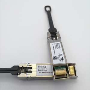Émetteur-récepteur à fibre optique Brocade 57-1000485-01 Module 32G SW-SSC - Product Image 2