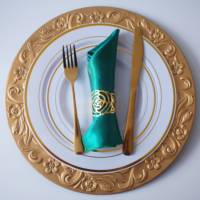 Assiettes de chargeur rondes en plastique de Style Baroque assiettes à dîner assiettes à motif Floral assiette de décoration de mariage