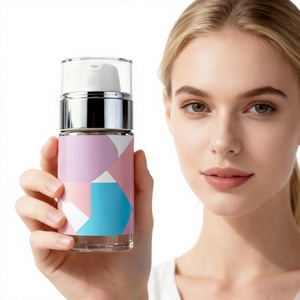Suero Corrector de Manchas Oscuras de Marca Privada de 30 ml, Líquido para Eliminar Manchas Oscuras Persistentes en el Rostro, Ácido Kójico, Arbutina, Niacinamida, Vitamina C - Product Image 3