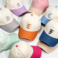 Groothandel Nieuwe Hoge Kwaliteit OEM Beige Outdoor Op Maat Gemaakte Logo's Tweekleurige Geborduurde Logo Klassieke Golf Baseball Petten Hoeden