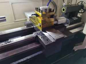 High Accuracy Hydraulic 4 Jaw <b>Chuck</b> Chip Conveyor 4 Electric Station Turret Turno CNC Lathe - Product Image 5