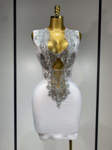 <span class=keywords><strong>Abito</strong></span> da donna a fascia, aderente, corto, scollo a V, con cut-out, bianco, con paillettes argentate, scintillante, per feste, club, matrimoni, compleanni, serate - Product Image 1