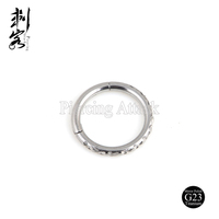 G23 Piercing corporel unisexe en titane, style punk, clicker articulé torsadé à facettes X, finition solide, pour fête, mariage, fiançailles, cadeau