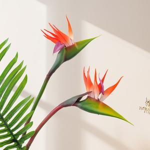 Fleur artificielle de l'oiseau de paradis au toucher réaliste pour la décoration de table d'hôtel, de <span class=keywords><strong>restaurant</strong></span>, de bureau, plante tropicale Strelitzia pour la décoration d'événements - Product Image 4