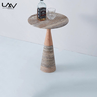 Salon moderne de luxe, table d'appoint en marbre pour canapé, meuble de table d'angle rond pour chambre d'hôtel