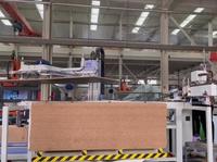 Machine CNC ATC pour la découpe du bois, ligne de production de meubles en panneaux de bois avec bras robotisé, gain de main-d'œuvre