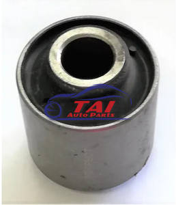 Douille de suspension de pièces automobiles 4870260040 de haute qualité pour Toyota - Product Image 2