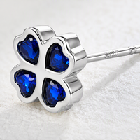 Boucles d'oreilles clous minimalistes Mylove personnalisées en argent sterling 925 plaqué rhodium avec zircon CZ trèfle à quatre feuilles, vente en gros