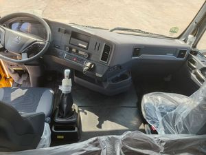 Camion-citerne à eau Howo 6x4 de 20 000 litres, diesel, norme Euro 3, Poids total autorisé en charge (PTAC) de 18 000 kg, pour arrosage et pulvérisation - Product Image 6