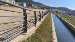 גשר רכבת רכבת מעקה פלדה מעקה אלומיניום על נירוסטה גשרים מעקות להולכי רגל מעקה - Product Image 5