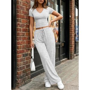 Ensemble de salon 2 pièces pour femmes, manches courtes, col en V, tricoté, respirant, décontracté, tenues printemps-été - Product Image 5