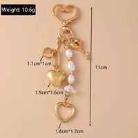 Porte-clés mode lune et étoile avec design étoile de mer-perle chaîne coeur porte-clés mignon sac à dos cintre accessoire