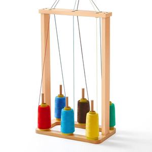 Soporte de madera para múltiples bobinas de hilo, estante de almacenamiento de escritorio para tejer y hacer ganchillo, con 6 bobinas de colores, organizador práctico - Product Image 1