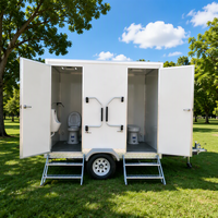 Remorque de toilettes mobiles VIP avec intérieur fini, toilettes publiques écologiques remorquables pour le camping et les sites touristiques