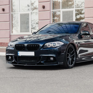 Bmw Front Bumper Lip Splitter Piano Black Carbon Fiber Texture F10 F11 2011 2017 Front Corner Modification - Product Image 2