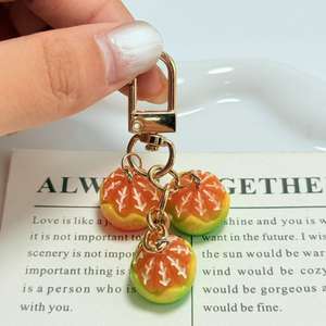 Nouveau porte-clés orange simple et petit, pendentif créatif en forme d'orange 3D pour casque audio, pendentif fruit créatif - Product Image 1