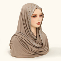 Voile long orné de diamants pour femmes musulmanes arabes, accessoire de coiffure élégant et raffiné pour envelopper la tête ou les épaules