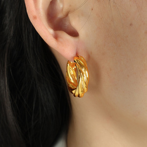 Pendientes de Aro Trenzados, Chapados en Oro de 18k, Aleación de Zinc, Diseño Geométrico, Joyería de Moda - Product Image 3