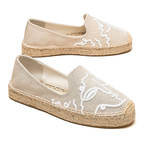 Nouvelles Espadrilles Beige Brodé pour Femme, à Bout Fermé, avec Broderie Abstraite Blanche, en Jute Tressé, Chaussures d'Été à Plateforme - Product Image 3